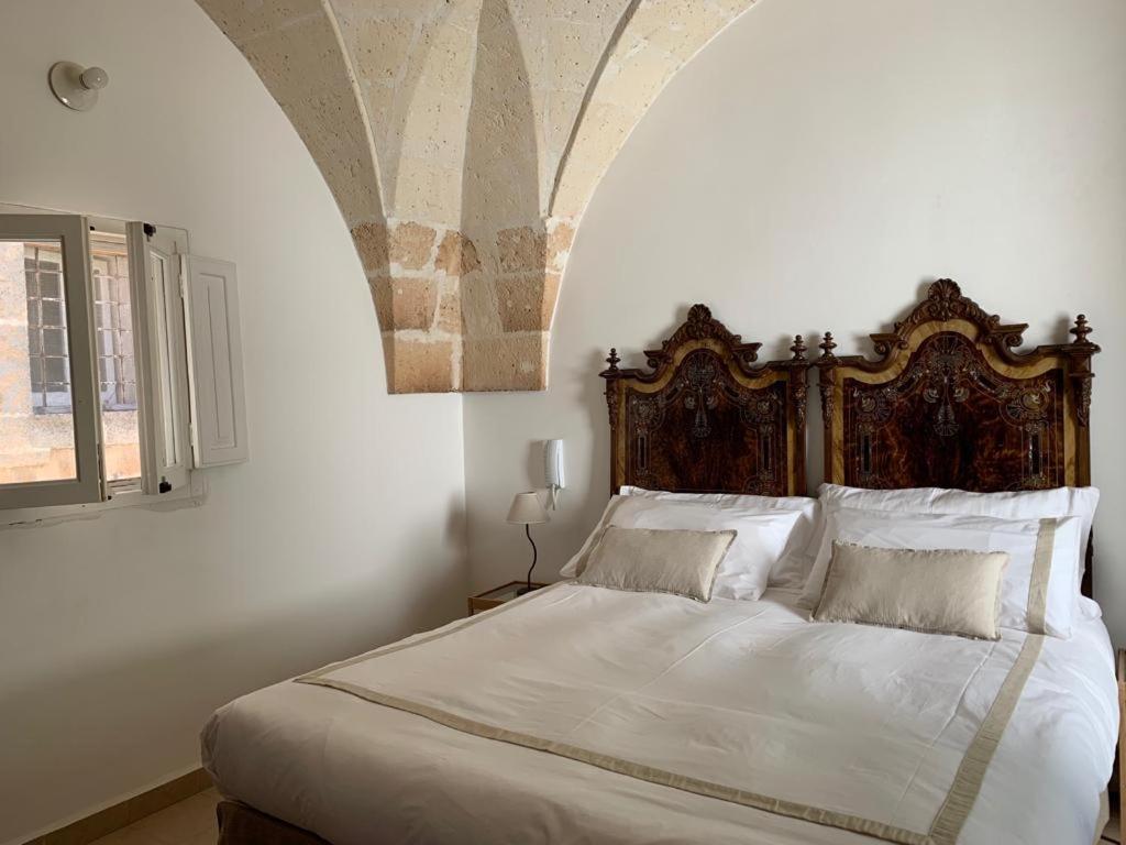 Antica Casa Del Pozzo Lägenhet Manduria Exteriör bild